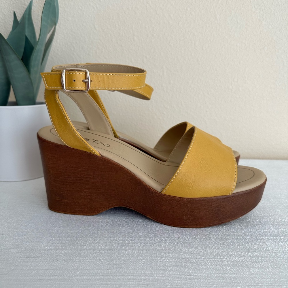 Me Too Mustard Yellow Faux Leather Ankle Strap Wedge Sandals Woman’s 7.5